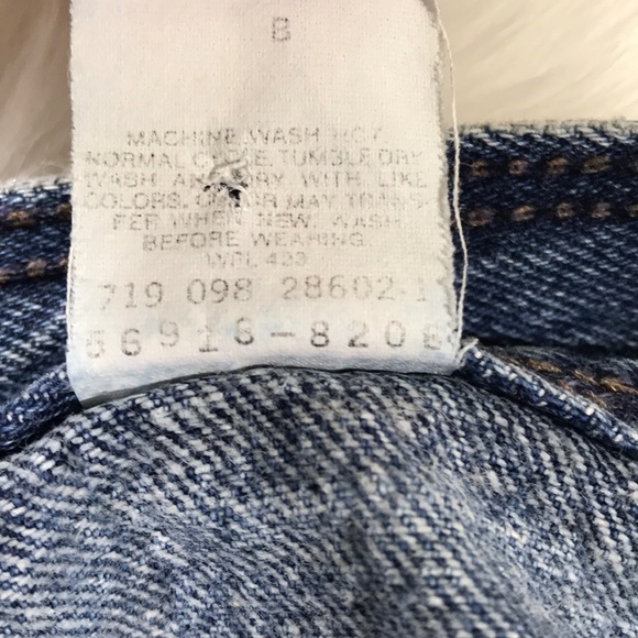 ❌SOLD❌ Vtg LEVI’S 80’s 90’s High Waist Jeans - Picture 6 of 8